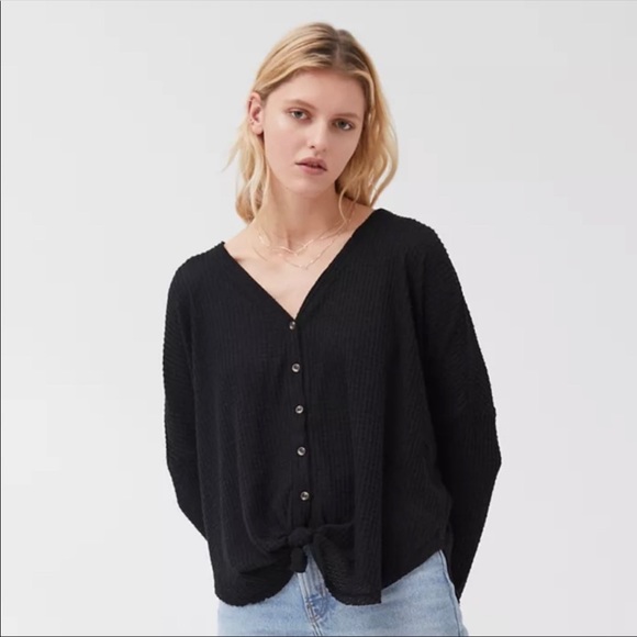 Urban Outfitters Out From Under Jojo Oversized Thermal Button Front Top - Picture 4 of 8